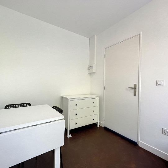  Annonces CHAPONOST : Appartement | LA MULATIERE (69350) | 17 m2 | 665 € 