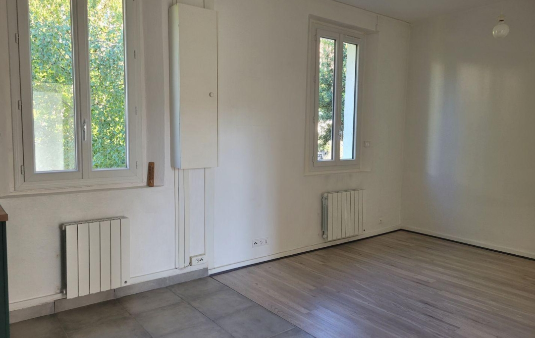 Annonces CHAPONOST : Appartement | SAINT-PIERRE-LA-PALUD (69210) | 50 m2 | 161 000 € 