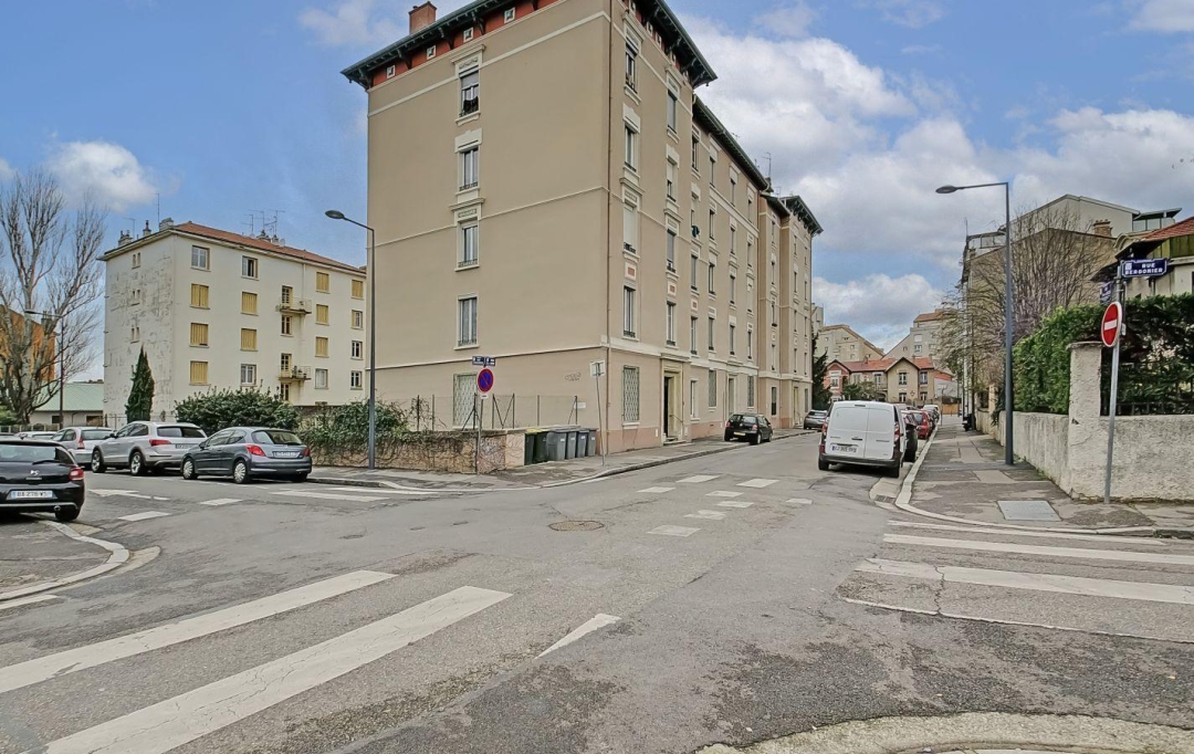 Annonces CHAPONOST : Apartment | VILLEURBANNE (69100) | 46 m2 | 150 000 € 