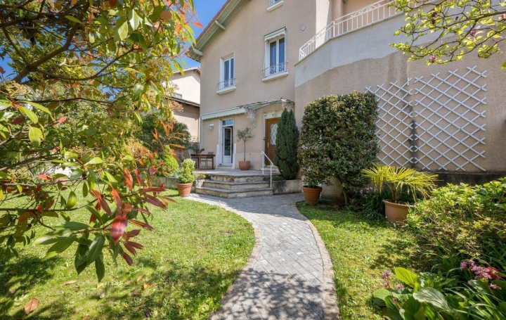  Annonces CHAPONOST Maison / Villa | LYON (69003) | 245 m2 | 1 290 000 € 